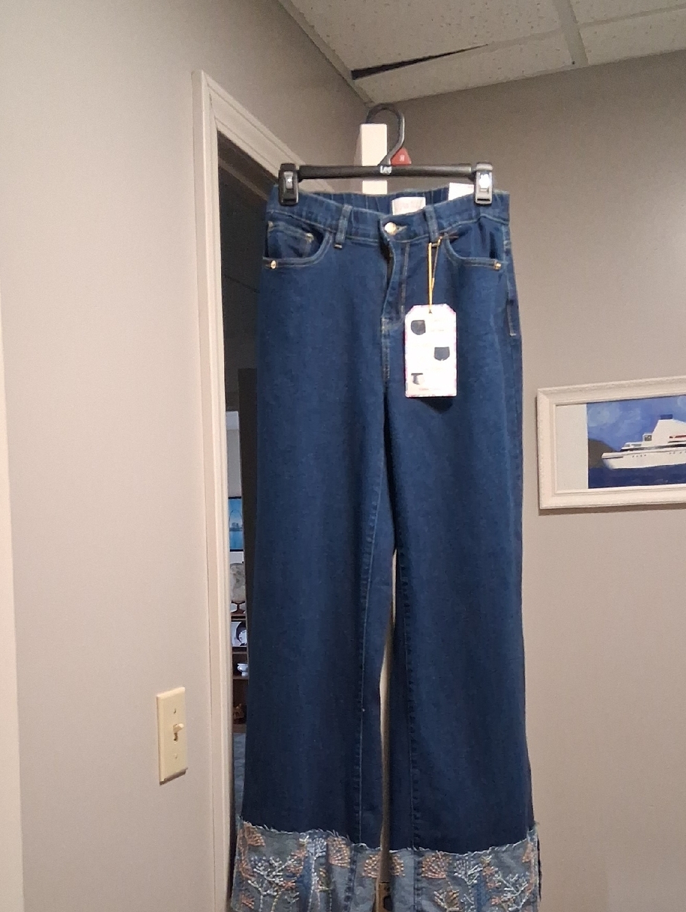 Stella Parker Embroidered Hem Wide-Leg Jeans - Dark Blue. 8/29 NWT